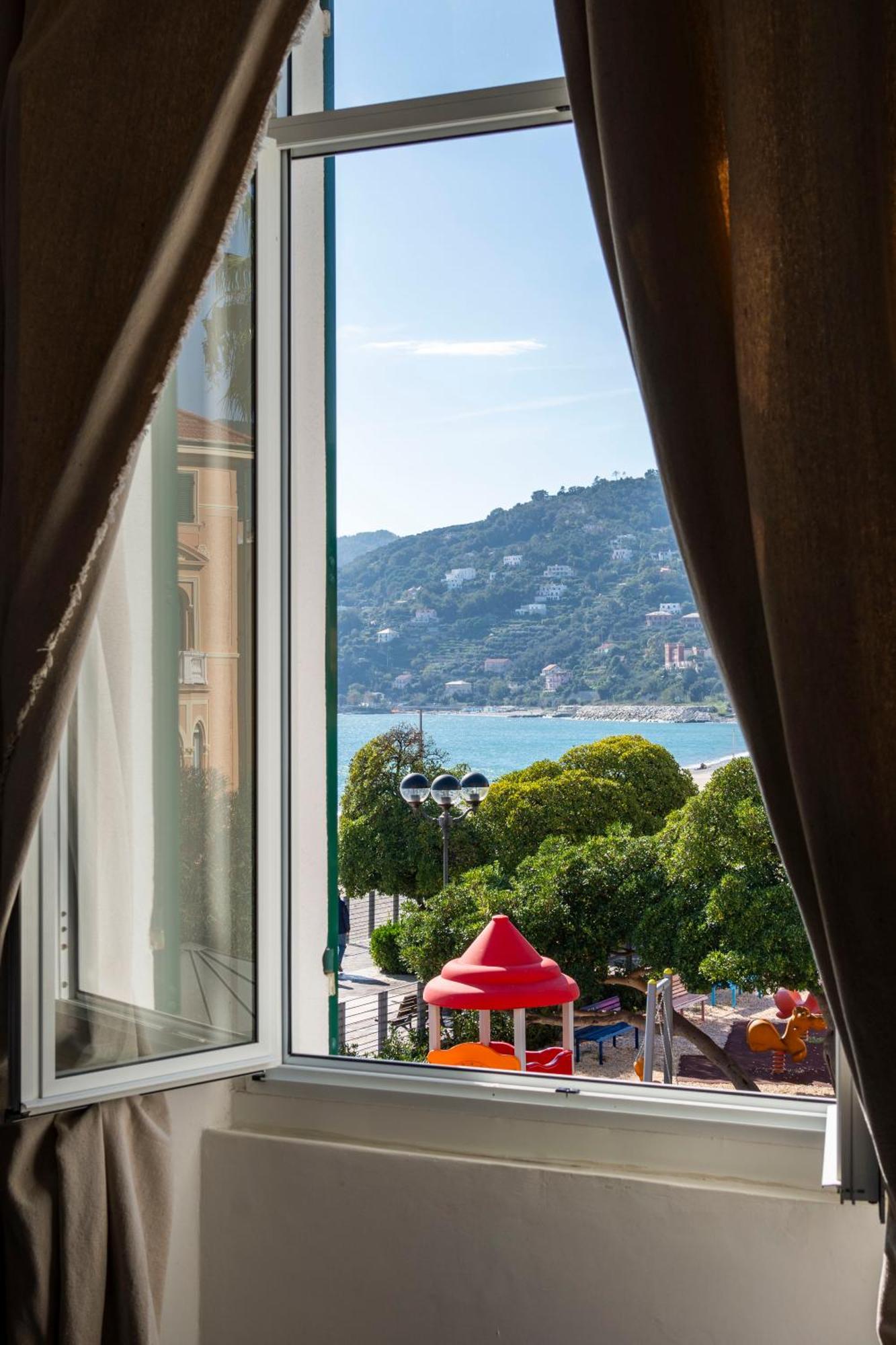 Hotel Miramare Споторно Номер фото